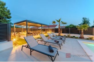 020 2043 208 Zadar Villa with pool and an open sea view for sale