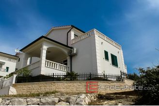 19 2021 30 Rogoznica house for sale by the sea