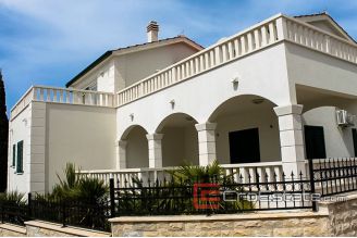 19 2021 30 Rogoznica house for sale by the sea