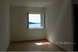 19 2021 30 Rogoznica house for sale by the sea