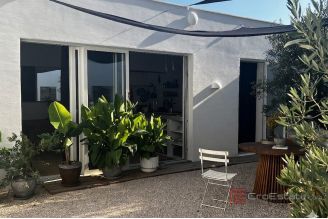 012 2061 06 Solta modern villa in the heart of a dalmatian village for sale