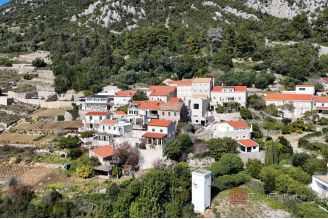 016 2052 122 Peljesac stone house with sea view for sale