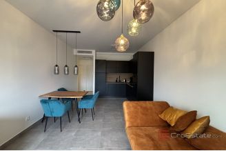 014 2035 359 Trogir Modern two bedroom apartment near the city center for rent