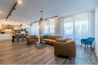 013 2052 123 Korcula apartment first row to the sea for sale