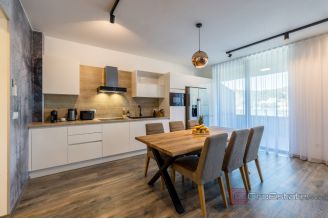 013 2052 123 Korcula apartment first row to the sea for sale