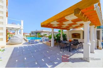 019 2021 29 rogoznica stone villa with sea view for sale