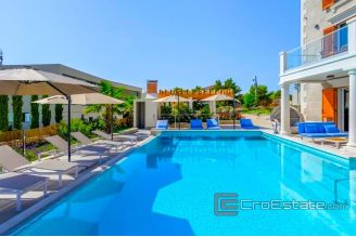 019 2021 29 rogoznica stone villa with sea view for sale