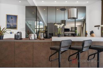 020 2035 364 Ciovo Luxury villa with pool and an open sea view for sale