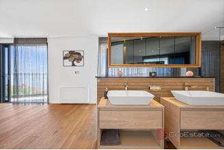 020 2035 364 Ciovo Luxury villa with pool and an open sea view for sale