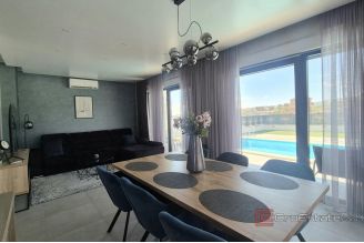 016 2047 125 Vodice Modern villa with pool for sale
