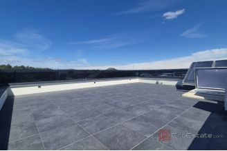 016 2047 125 Vodice Modern villa with pool for sale