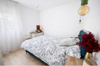 009 2060 07 Solin modern two bedroom apartment with big garden for sale