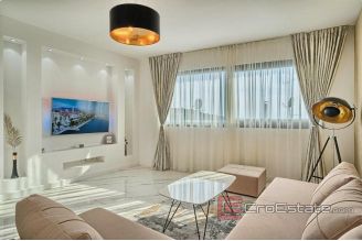 011 2057 29Split area luxury villa with pool and sea view for sale