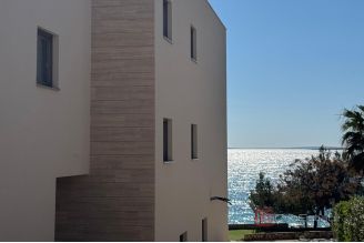 008 5495 30 Pag Modern three bedroom apartment in the first row to the sea for sale