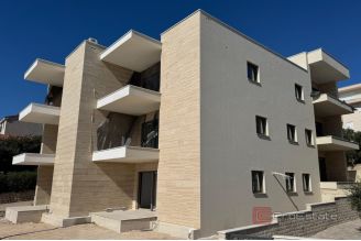 008 5496 30 Pag two bedroom apartment with sea view for sale