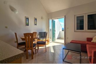 007 2013 256 Brac Two bedroom apartment in the first row to the sa for sale