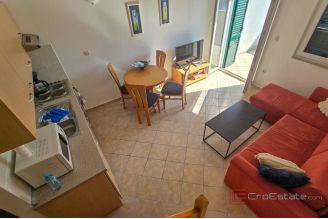 007 2013 256 Brac Two bedroom apartment in the first row to the sa for sale