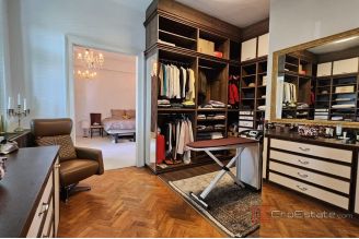 015 1021 54 Rijeka luxury spacious apartment for sale