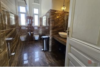 015 1021 54 Rijeka luxury spacious apartment for sale