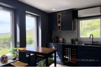 013 2049 99 House with pool and panoramic view for sale