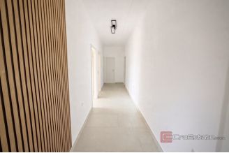 020 2060 11 Split Area Family house with yard and two seperate apartments for sale