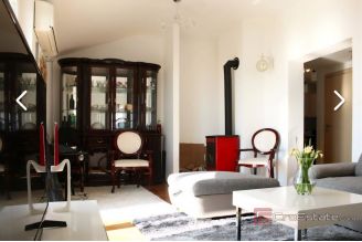 015 2035 369 Split Meje Three bedroom apartment sea view for rent