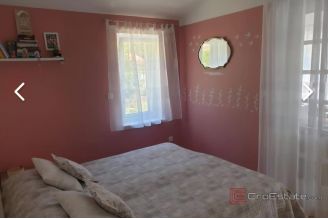 015 2035 369 Split Meje Three bedroom apartment sea view for rent