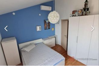 014 2035 369 Split Meje Three bedroom apartment with a sea view for rent