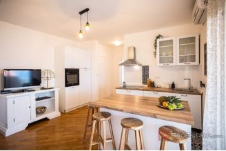 011 2043 211 Zadar Villa with heated pool and open sea view for sale