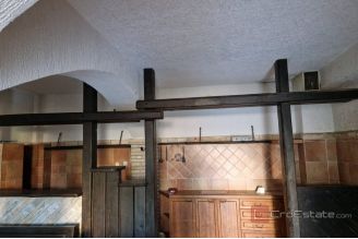 015 5503 30 Omis Four residential units in a smaller building for sale