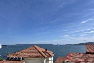 019 2035 371 Trogir Modern two bedroom apartment with a sea view for sale