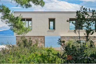 011 2022 491 Solta modern villa in a peaceful location with open sea views for sale