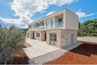 011 2022 491 Solta modern villa in a peaceful location with open sea views for sale