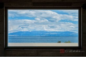 011 2022 491 Solta modern villa in a peaceful location with open sea views for sale