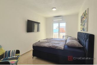 008 2047 128 Omis Two story apartment with parking for sale