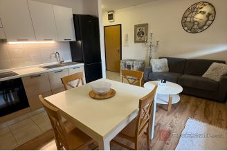 001 5508 30 Brac One bedroom apartment with garden for sale