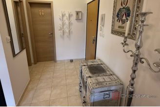 012 5508 30 Brac One bedroom apartment with garden for sale