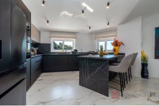 016 2044 86 Rogoznica luxury villa with pool for sale