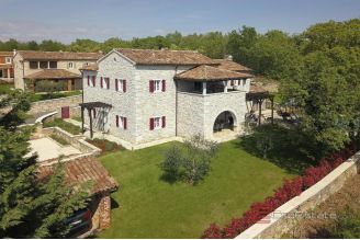 019 1024 48 Pazin Modern villa with pool for sale