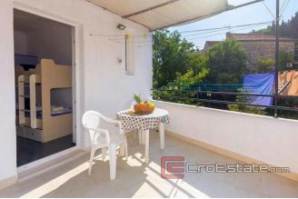 18 2021 65 two bedroom apartment split1