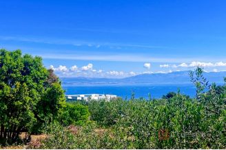 014 2013 257 Solta sea view for sale