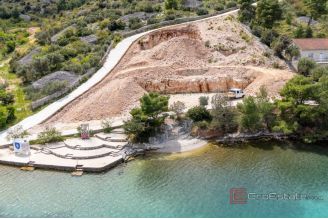 020 2022 492 island brac building plot by the sea for sale