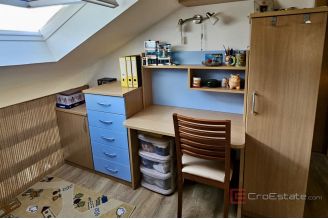 015 2048 63 Makarska Duplex apartment in a great location for sale