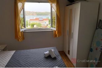 008 1021 56 Krk apartment near the beach for sale