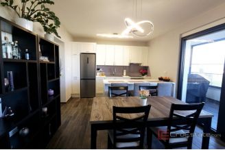 012 1021 55 Krk modern apartment with big terrace for sale