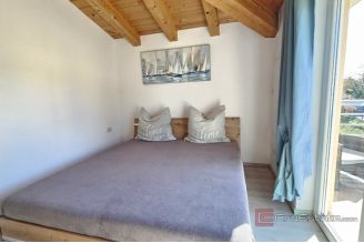 008 1014 50 Porec Two bedroom apartment near the sea for sale