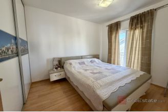 010 2049 100 Split Brda Family house with garden for sale