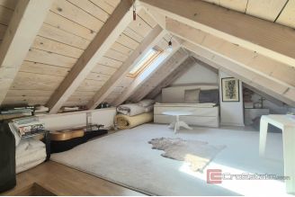 013 2047 129 Sinj House with spacious land for sale