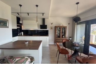 015 2035 379 Split Meje Luxury two bedroom apartment with panoramic sea view for rent