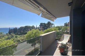 015 2035 379 Split Meje Luxury two bedroom apartment with panoramic sea view for rent